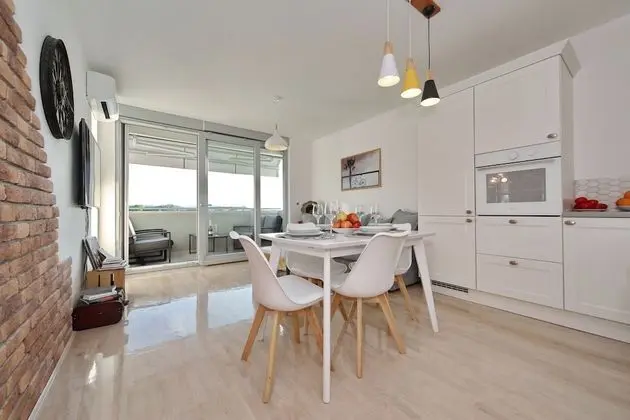 Apartment, Sea View