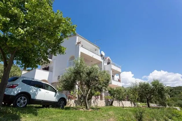 Apart Daire (3 Bedroom Apt with Sea View Terrace)
