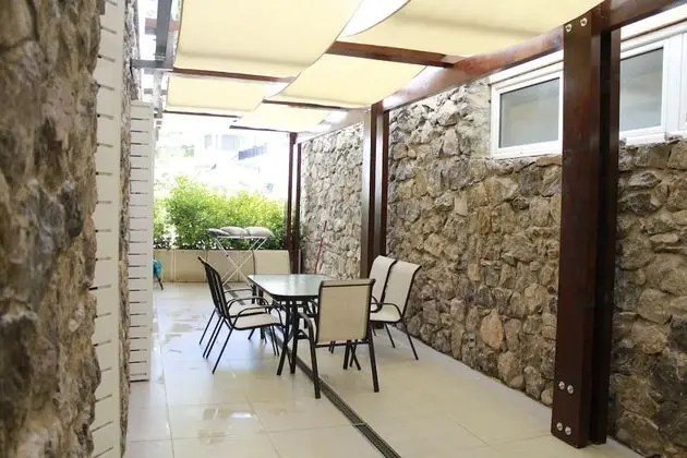 Basic Apart Daire, Birden Çok Yatak, Avlu Manzaralı