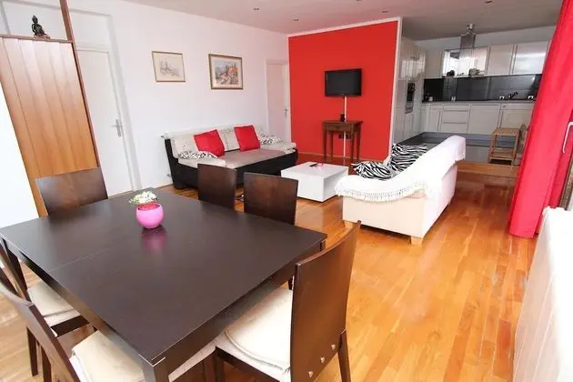 Apart Daire, 2 Yatak Odası, Balkon