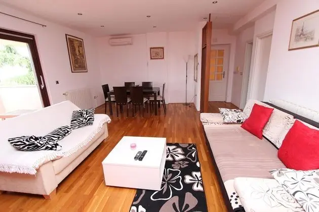 Apart Daire, 2 Yatak Odası, Balkon