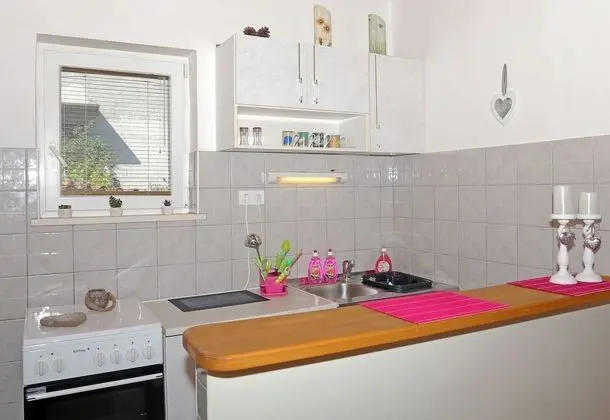 Stüdyo (Studio with Balcony)