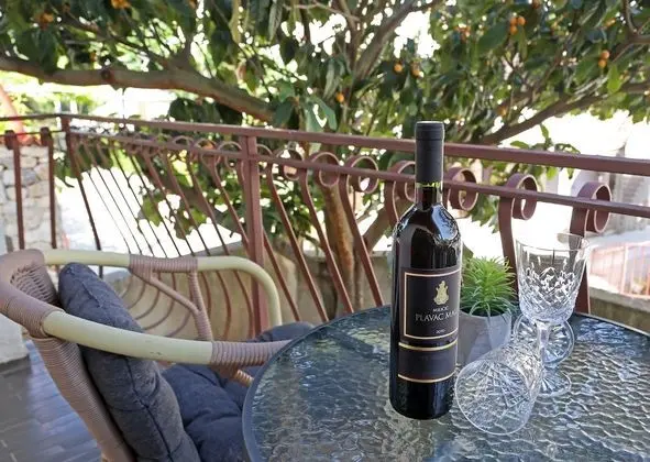 Stüdyo (Studio with Balcony)