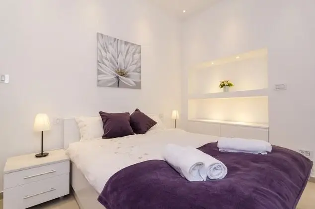 Apart Daire (Two Bedroom Apartment with Terrace)