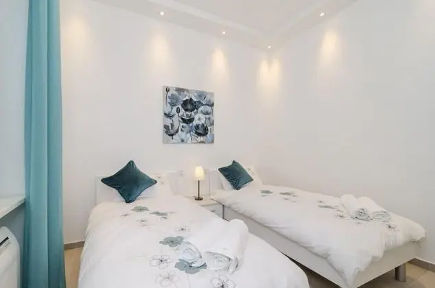 Apart Daire (Two Bedroom Apartment with Terrace)