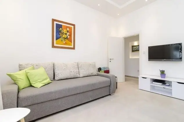 Apart Daire (Two Bedroom Apartment with Terrace)