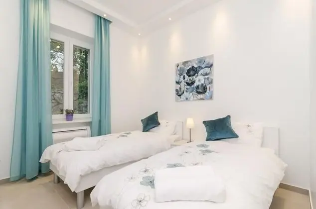 Apart Daire (Two Bedroom Apartment with Terrace)