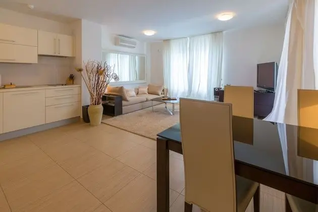 Apart Daire, 2 Yatak Odası, Deniz Manzaralı