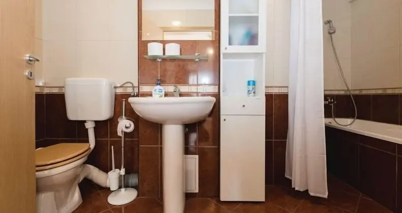 Apart Daire, Dağ Manzaralı