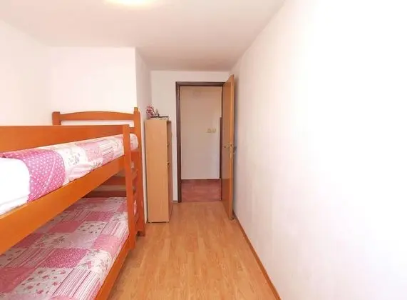 Apart Daire, 3 Yatak Odası (411/936)