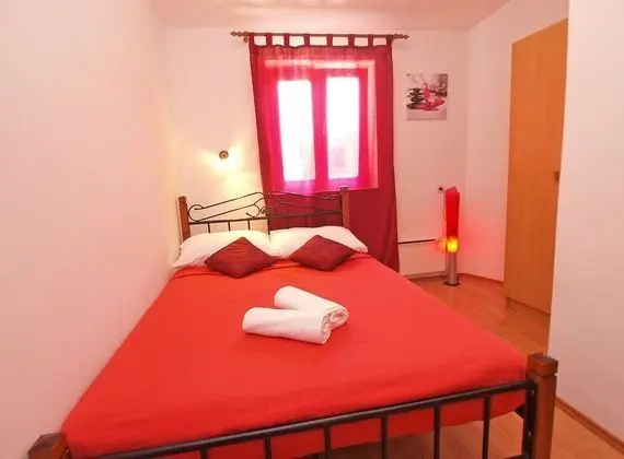 Apart Daire, 3 Yatak Odası (411/936)