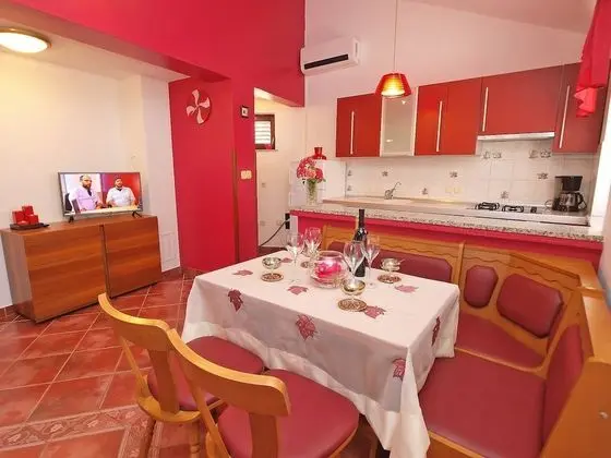 Apart Daire, 3 Yatak Odası (411/936)