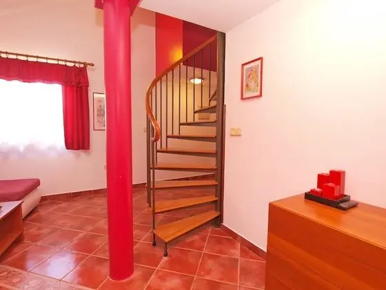 Apart Daire, 3 Yatak Odası (411/936)
