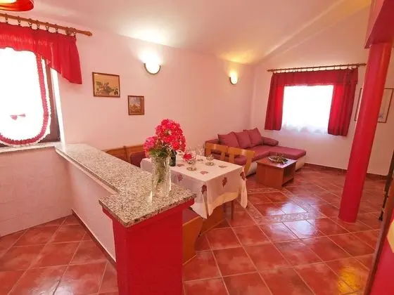 Apart Daire, 3 Yatak Odası (411/936)