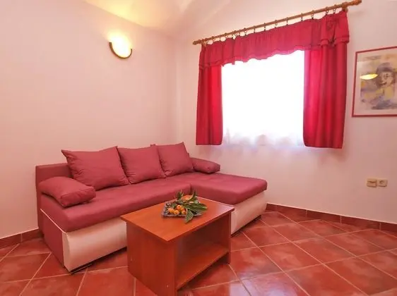 Apart Daire, 3 Yatak Odası (411/936)