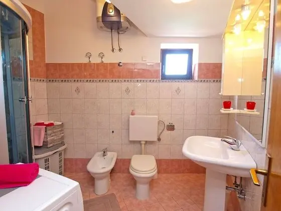 Apart Daire, 3 Yatak Odası (411/936)