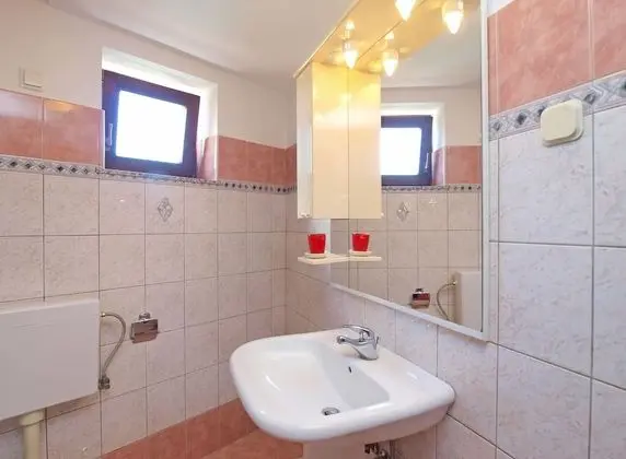 Apart Daire, 3 Yatak Odası (411/936)