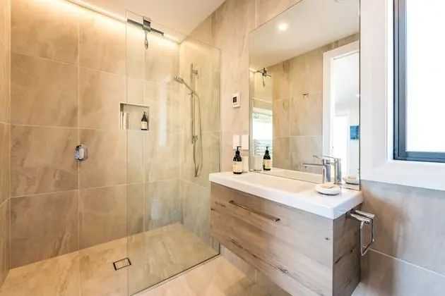 Luxury Tek Büyük Yataklı Oda
