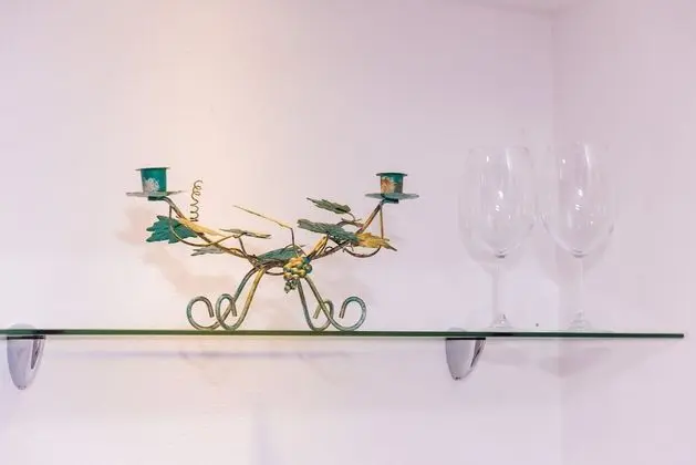 Stüdyo (Studio Apartment with City View)