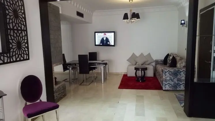 Apart Daire, 2 Yatak Odası, Sigara İçilebilir, Şömine