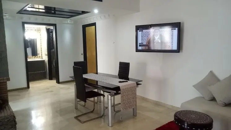 Apart Daire, 2 Yatak Odası, Sigara İçilebilir, Şömine