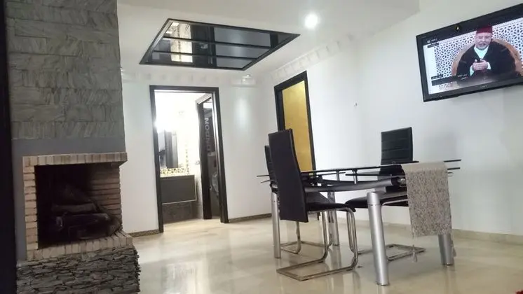 Apart Daire, 2 Yatak Odası, Sigara İçilebilir, Şömine