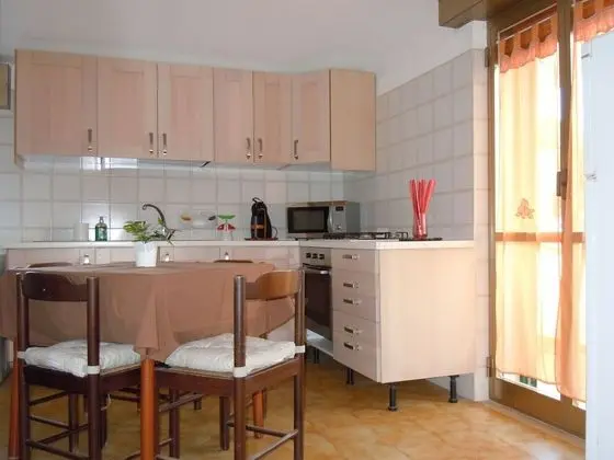 Apart Daire, 3 Yatak Odası, Sigara İçilebilir