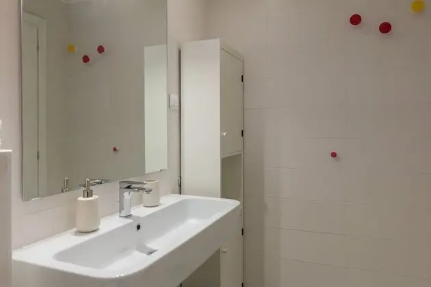 Stüdyo (Studio Apartment with Terrace and Sea)