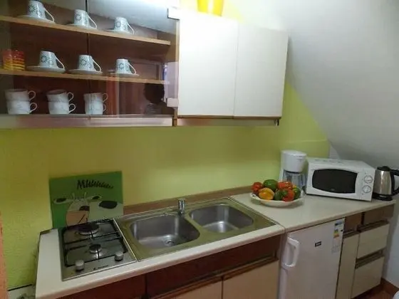 Apart Daire, 1 Çift Kişilik Yatak ve Çekyat