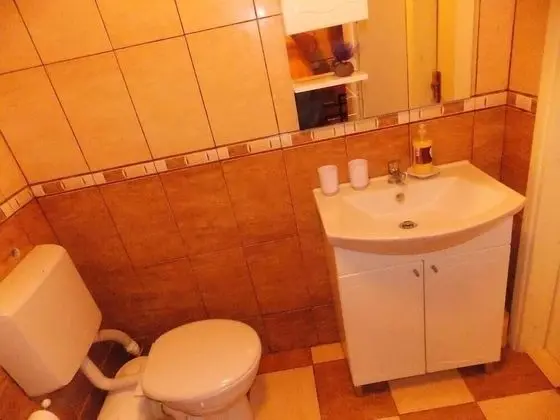 Apart Daire, 1 Çift Kişilik Yatak ve Çekyat