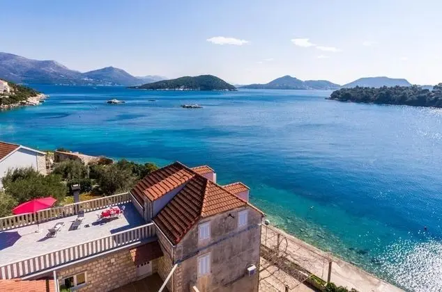 Stüdyo (Studio Apt with Terrace and Sea View)
