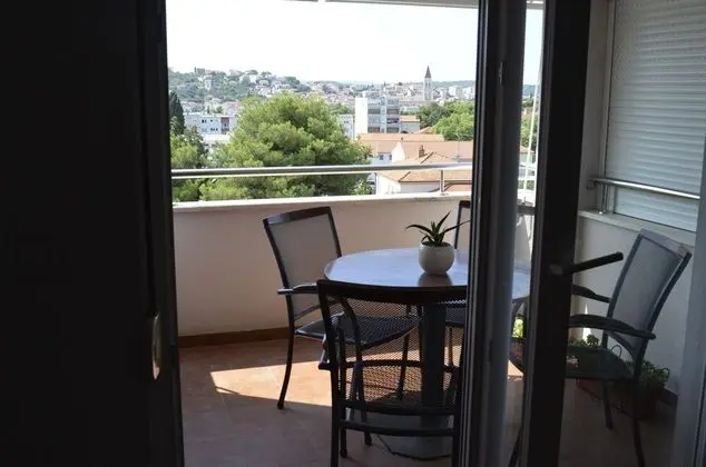 Apart Daire, Balkon