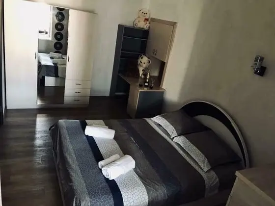Apart Daire, 2 Yatak Odası (Tsamebuli Ave)