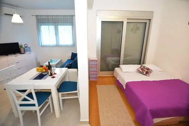Classic Apart Daire, Dağ Manzaralı