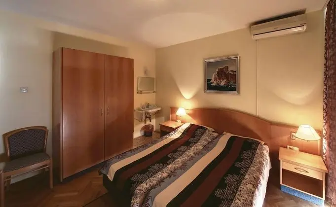 Apart Daire (Two Bedroom Apartment)