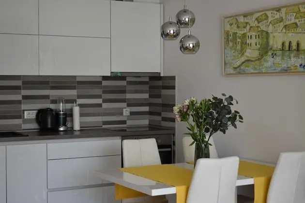 Apart Daire (Two Bedroom Apartment with Balcony)