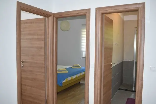 Apart Daire (Two Bedroom Apartment with Balcony)