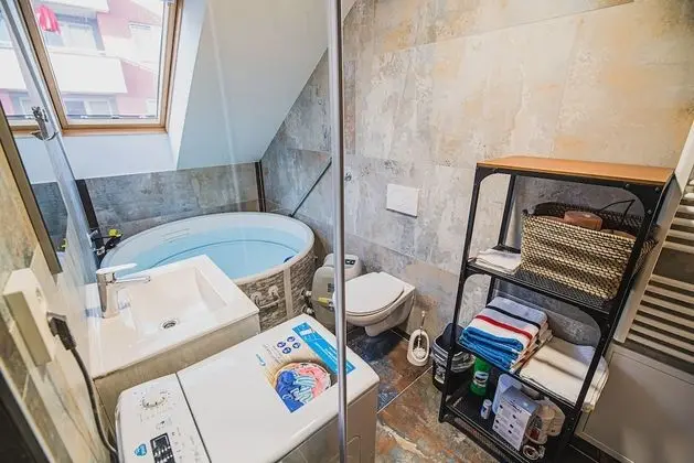 Apart Daire (Apartment VAZATAOR with hot tub and s)