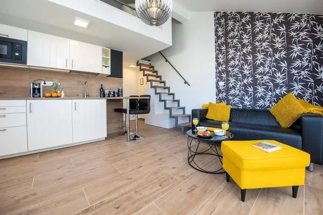 Stüdyo (Studio Apartment with Hot Tub)