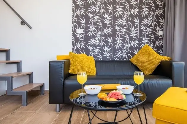 Stüdyo (Studio Apartment with Hot Tub)