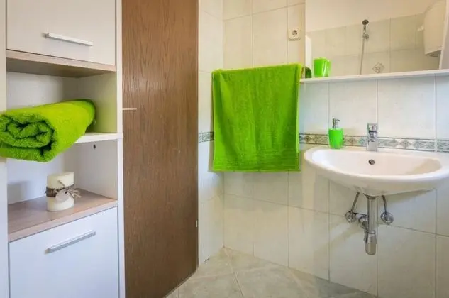 Apart Daire, 5 Yatak Odası