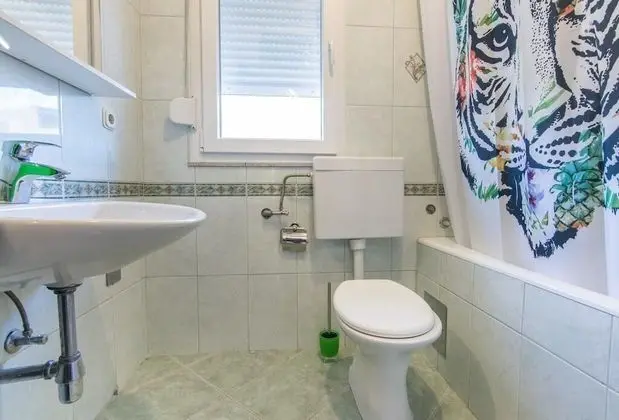 Apart Daire, 5 Yatak Odası