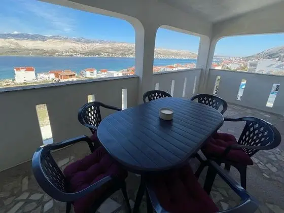 Apart Daire (Two Bedroom Apartment with Balcony an)