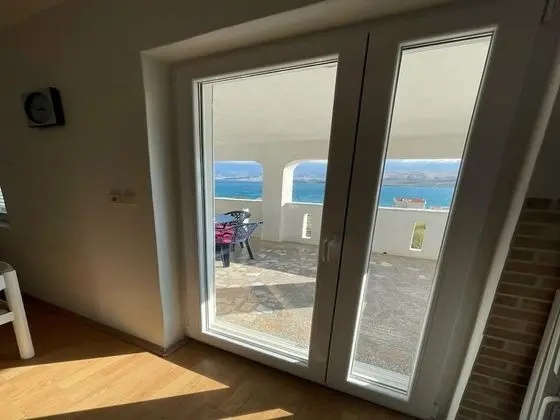 Apart Daire (Two Bedroom Apartment with Balcony an)