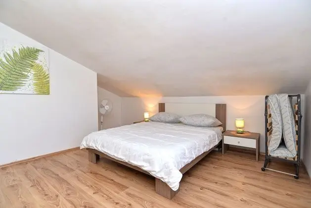 Apart Daire, 3 Yatak Odası (351/1303)