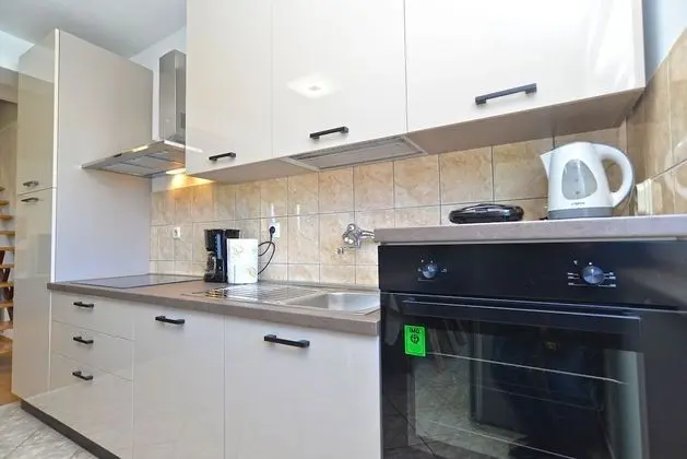 Apart Daire, 3 Yatak Odası (351/1303)