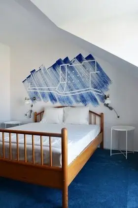 Apart Daire (Three Bedroom Apartment - Balcony and)