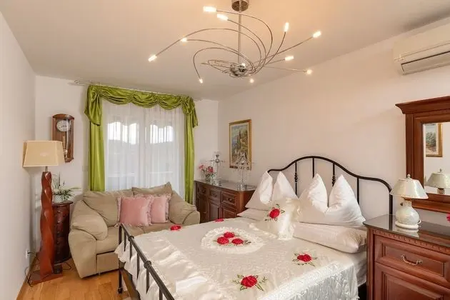 Apart Daire (Two Bedroom Apartment with pool)