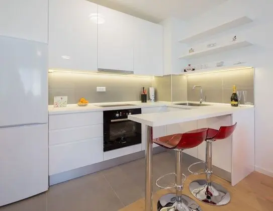 Apart Daire, 1 Yatak Odası (City center, Garage, Lift)