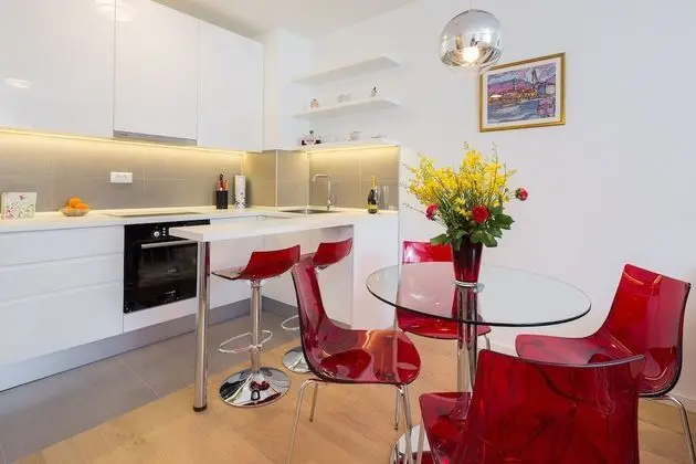 Apart Daire, 1 Yatak Odası (City center, Garage, Lift)